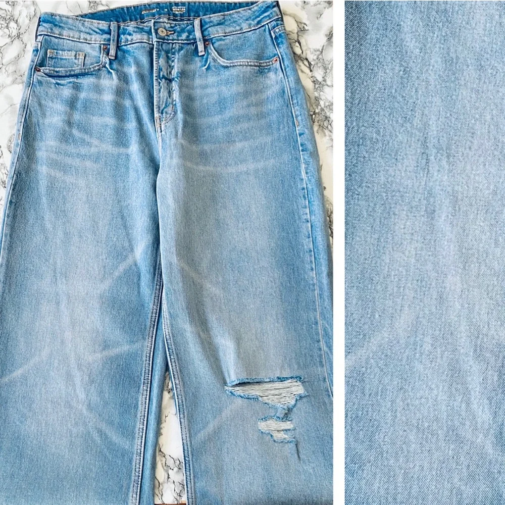 Old Navy Extra High-Rise Wide-Leg Jeans in “Jamar” Wash - Picture 2 of 7
